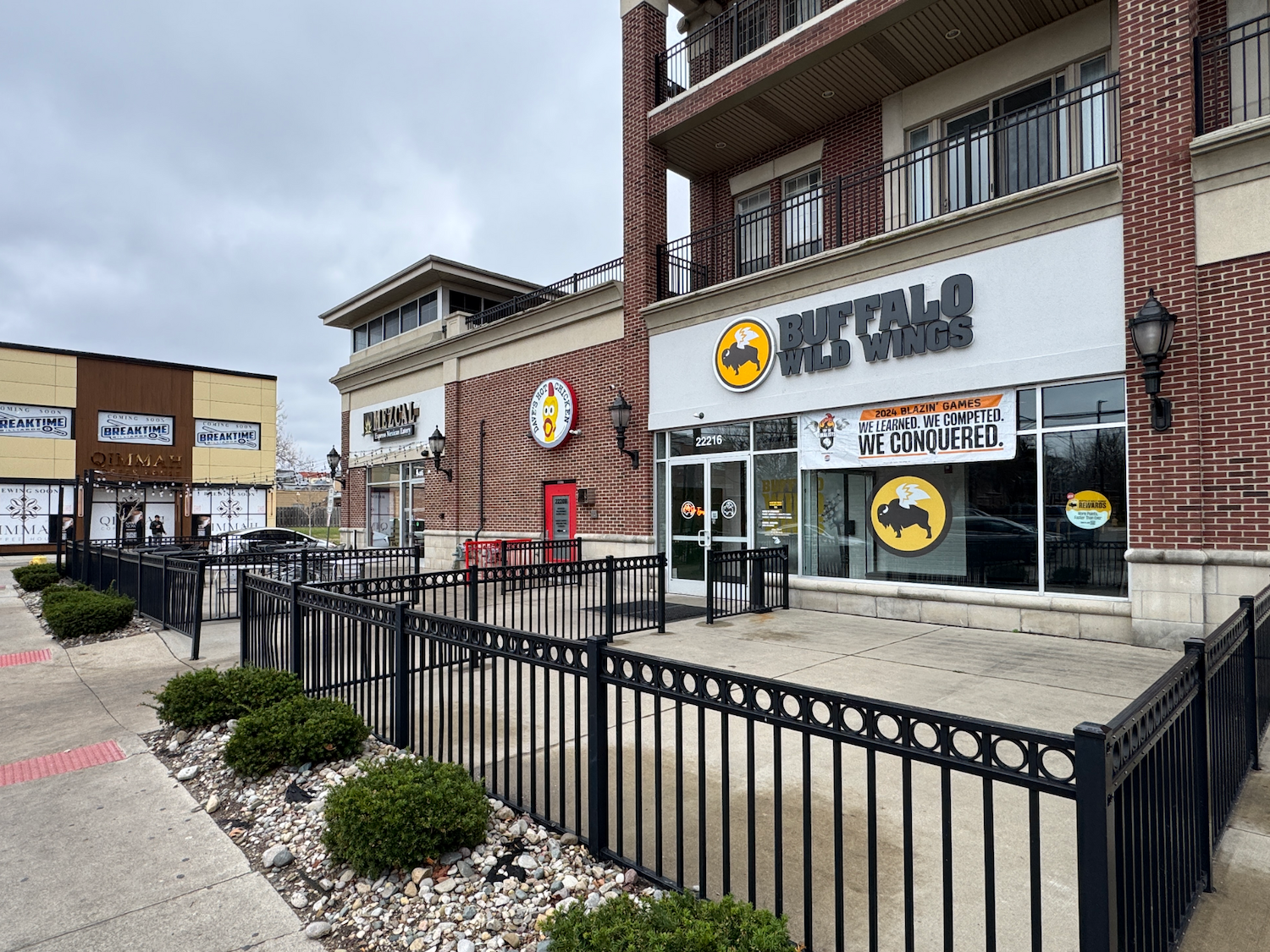 Horizon Executive Lofts entrance in Dearborn